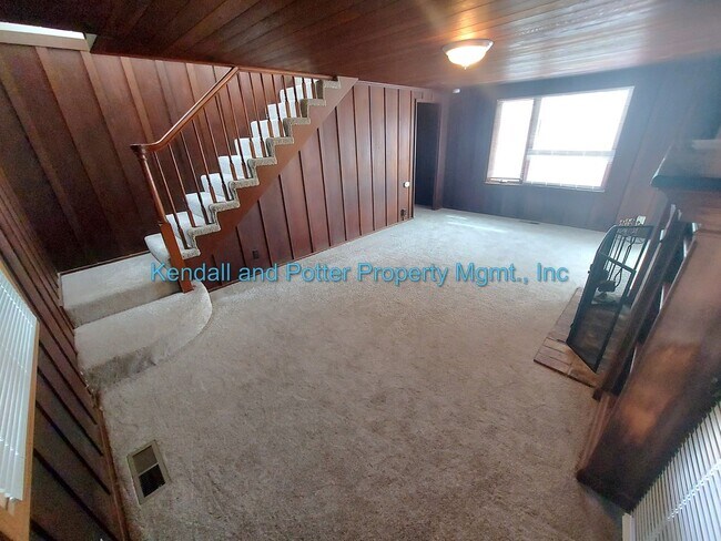 Building Photo - Amazing Beach House Near Twin Lakes Beach!!