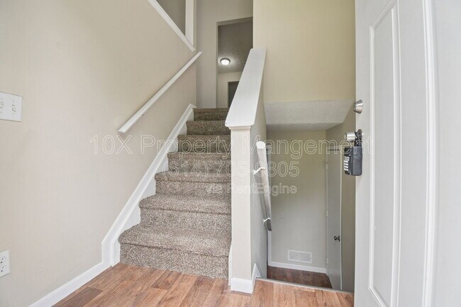 Foto del edificio - 6518 Centennial Dr