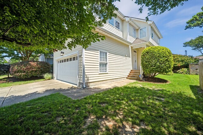 Building Photo - 1177 Treefern Dr
