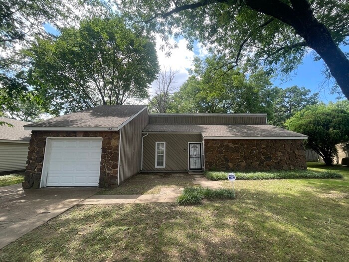 Primary Photo - 4223 Rosewind - Available now!