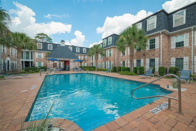 Foto del edificio - 359 N Post Oak Ln