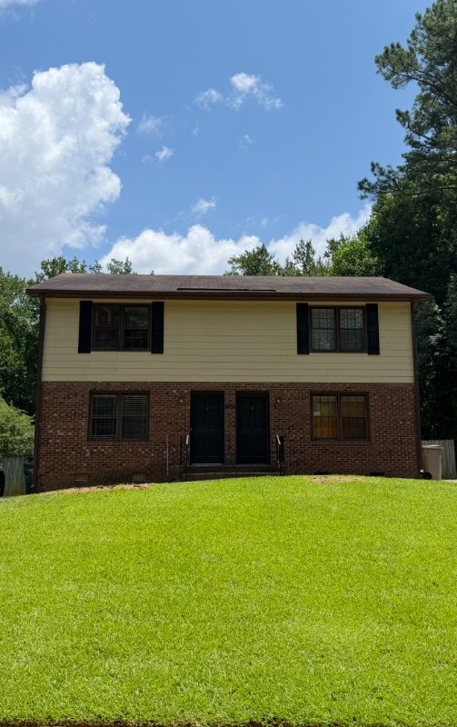Primary Photo - 1405 Harth Dr