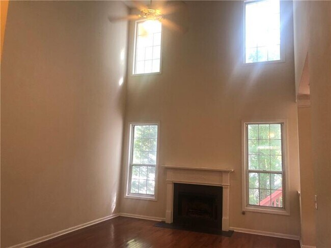 Foto del edificio - 2842 Winterhaven Ct