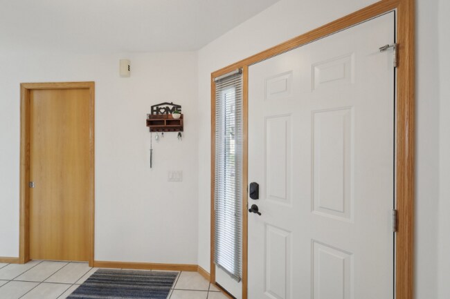 Foto del edificio - 1216 N High Point Rd