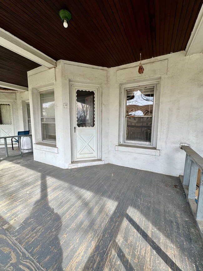 Foto del edificio - Renovated 3 bed, 1 bath available in Scranton