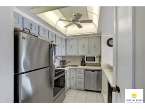 Building Photo - 180 Seaview Ct