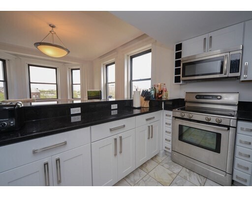Building Photo - 464 Commonwealth Avenue