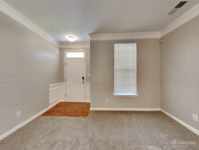 Building Photo - 8925 Woodland Park Lane Charlotte NC