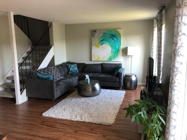 Foto del edificio - 25079 Oakridge Ct