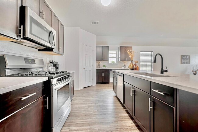Building Photo - 5435 Still Creek Ranch Dr
