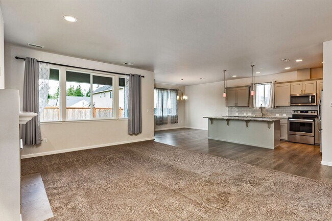 Foto del edificio - 14398 99th Way Southeast