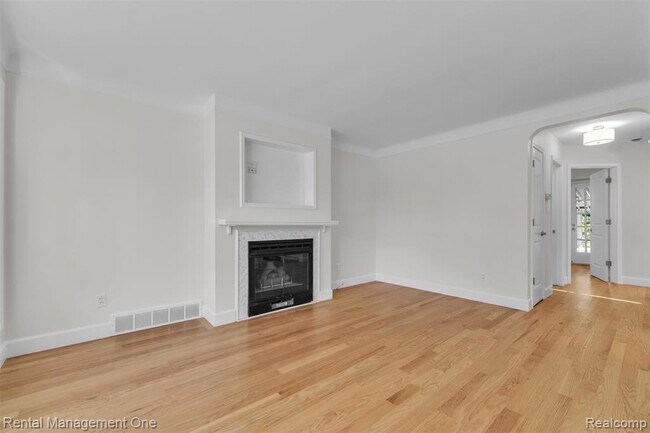 Foto del edificio - 2711 Dorchester Rd