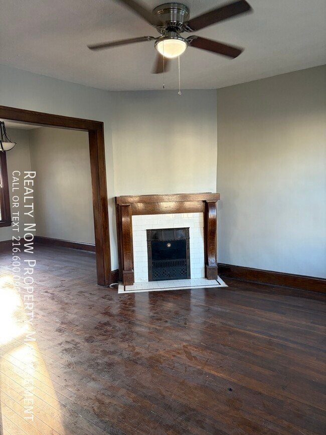 Foto del edificio - 1315 W 93rd St