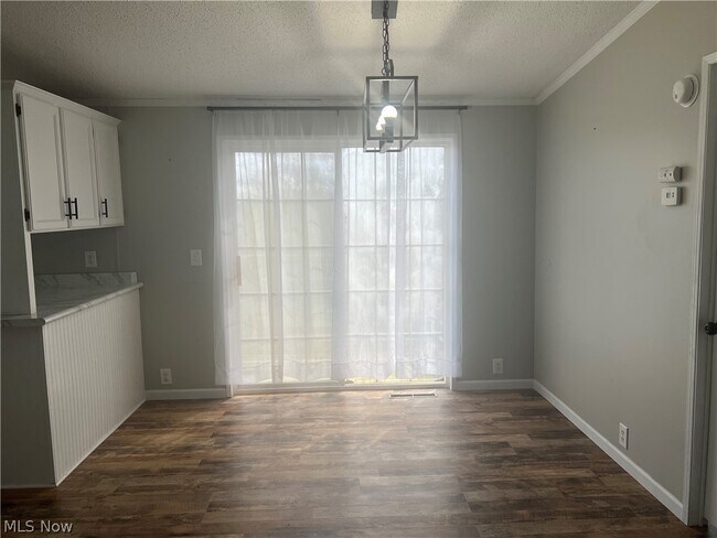 Foto del edificio - 49690 Methodist Ridge Rd