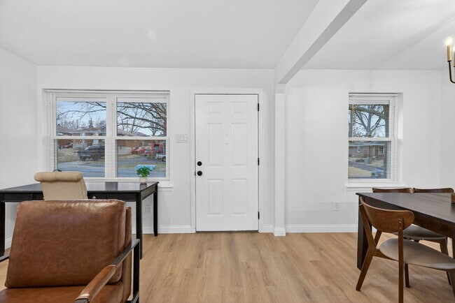 Foto del edificio - 3831 Brown Rd