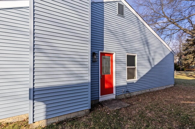 Building Photo - 1800 Weather Stone Ln