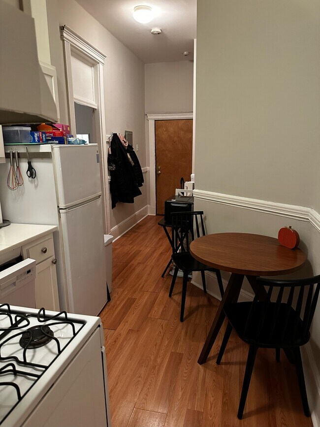Foto del edificio - 38 Hemenway St