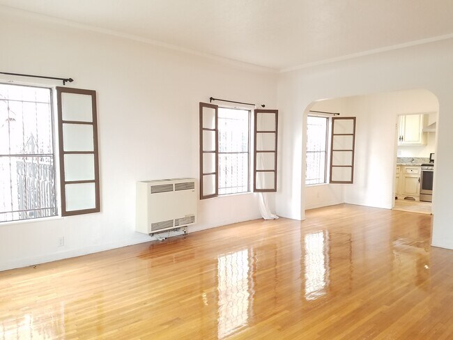 Foto del edificio - 1609 S Sierra Bonita Ave