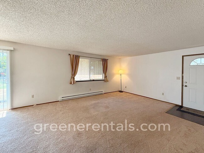 Foto del edificio - 7625 Trails End Dr SE