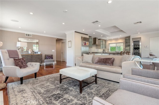 Building Photo - 2897 Chateau Way