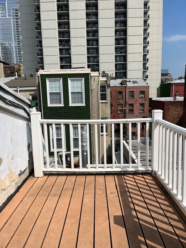 Foto del edificio - 1309-11 South St