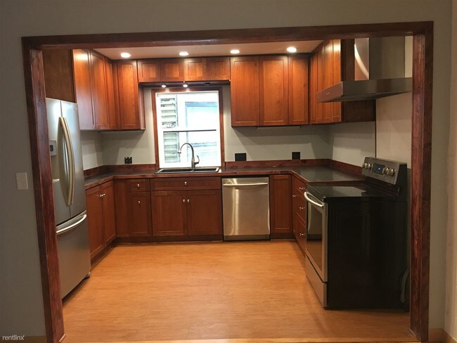 Building Photo - 2123 NW Hoyt St