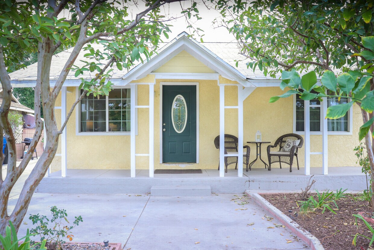 Foto principal - 8258 Fair Ave