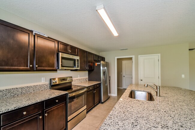 Building Photo - 7368 New Meadows Ct, Jacksonville, FL
