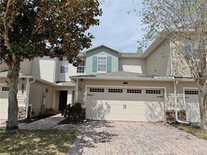 Building Photo - 1118 Priory Cir