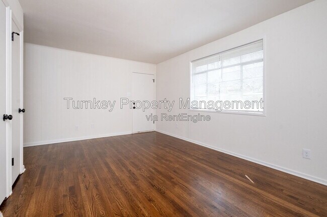 Foto del edificio - 623 Sherman St