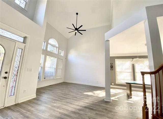 Foto del edificio - 10622 Back Ridge Rd