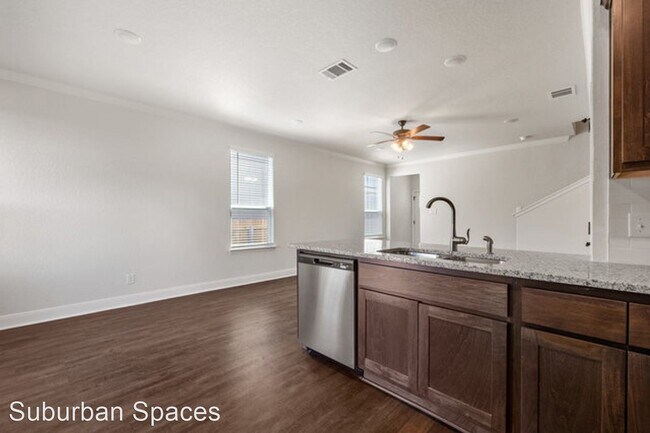 Building Photo - 3 br, 2.5 bath House - 10327 Lynwood Creek...