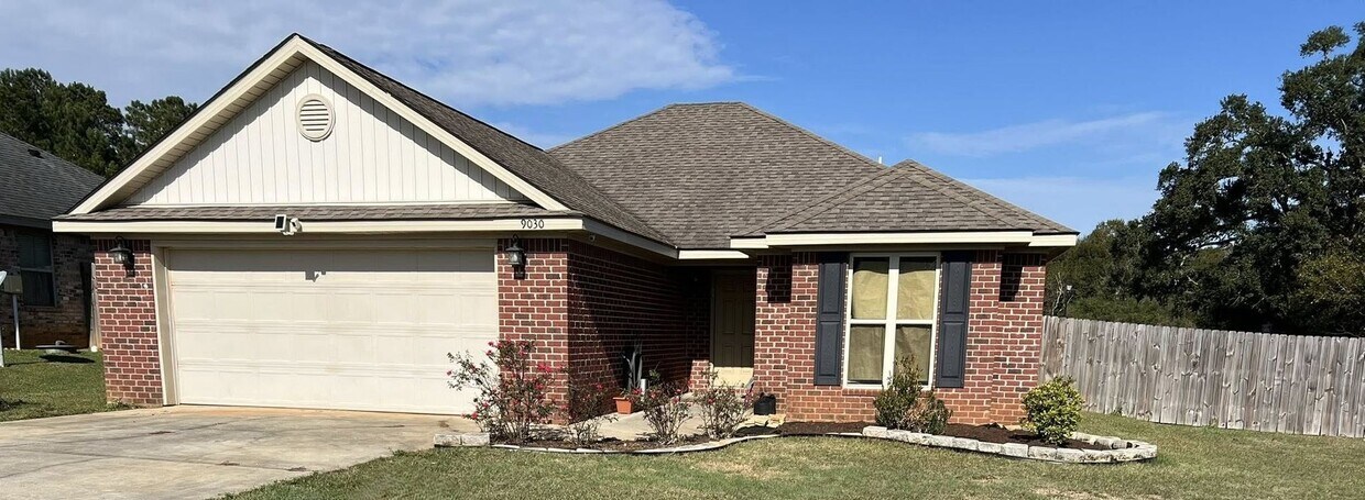 Foto principal - Brick Home Theodore AL