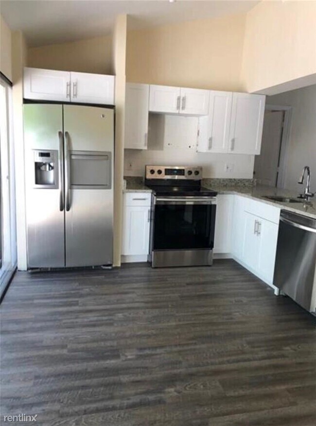 Building Photo - 3 br, 2 bath House - 1108 N Victoria Park Rd