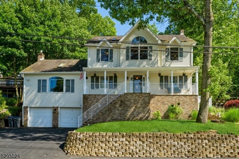 Primary Photo - 26 Hillard Rd