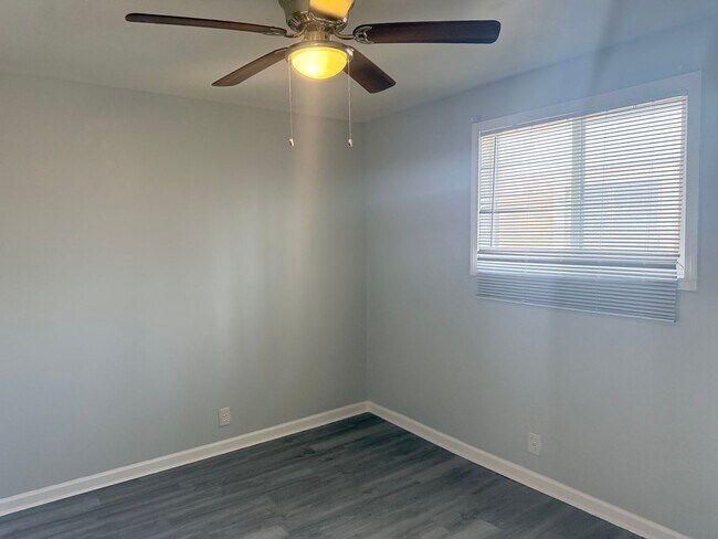 Foto del edificio - 1416 23rd Ave N