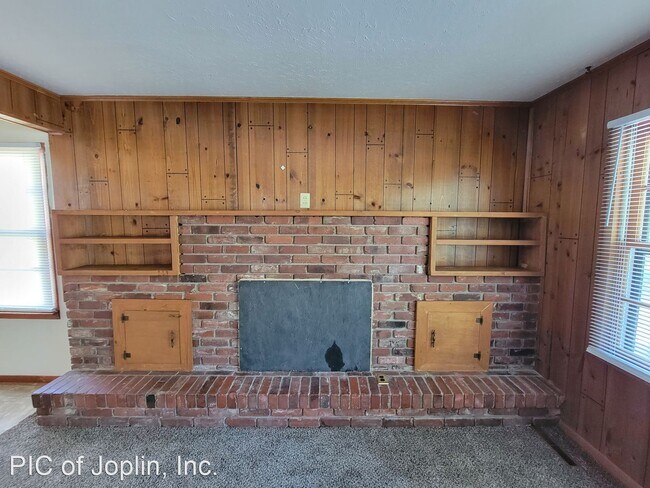 Building Photo - 2 br, 1 bath House - 1318 Michigan