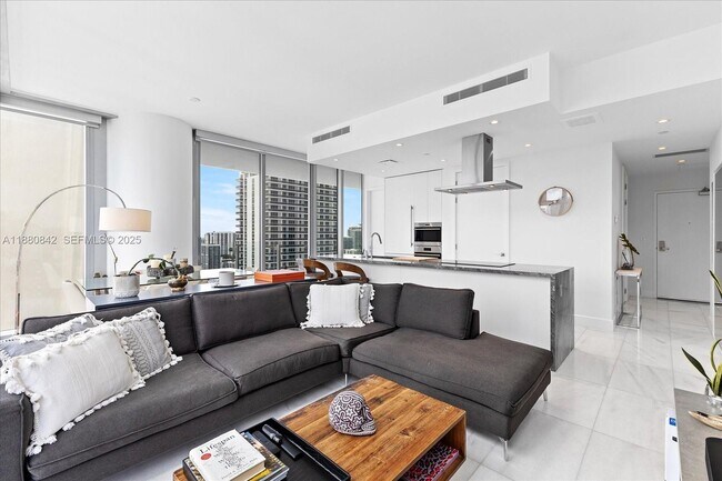 Foto del edificio - 700 NE 26th Terrace