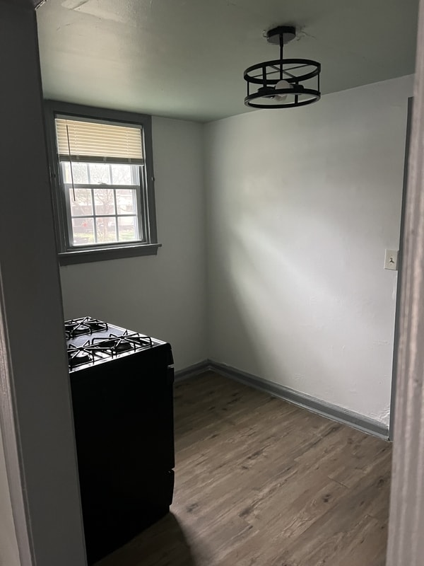 Building Photo - 487 Mellon St