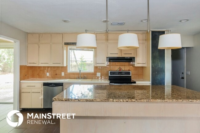 Building Photo - 1555 Shirl Ln