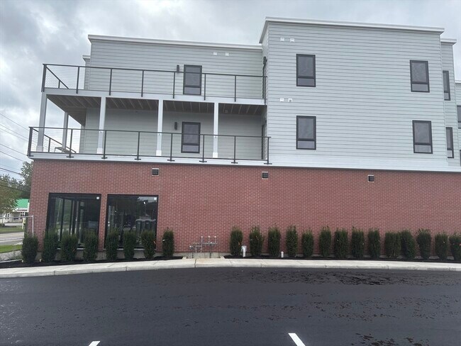 Foto del edificio - 1391 Main St