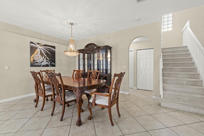 Foto del edificio - 1500 Running Oak Ln