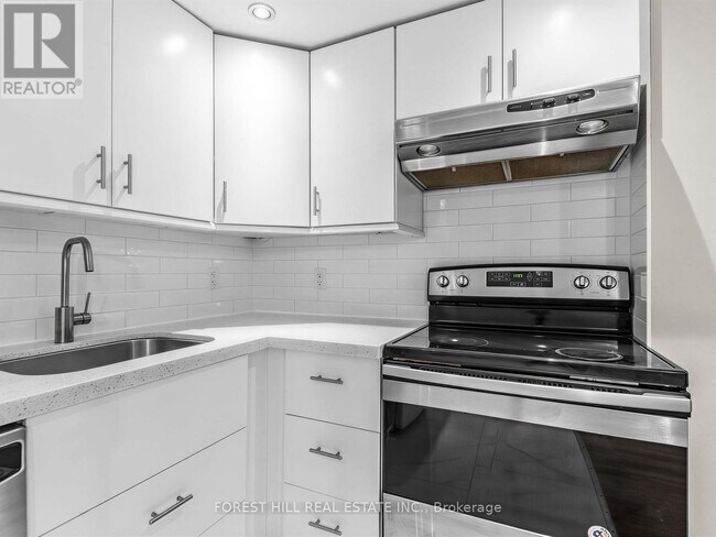 Photo du bâtiment - 12 Salem Ave