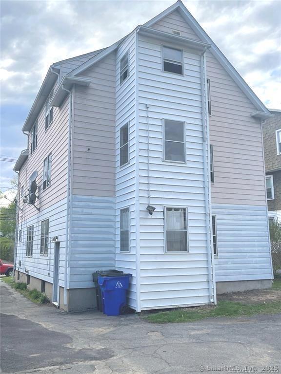 Foto del edificio - 36 Oakwood Ave