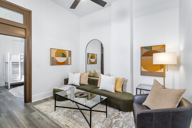 Foto del edificio - 4317 Canal St