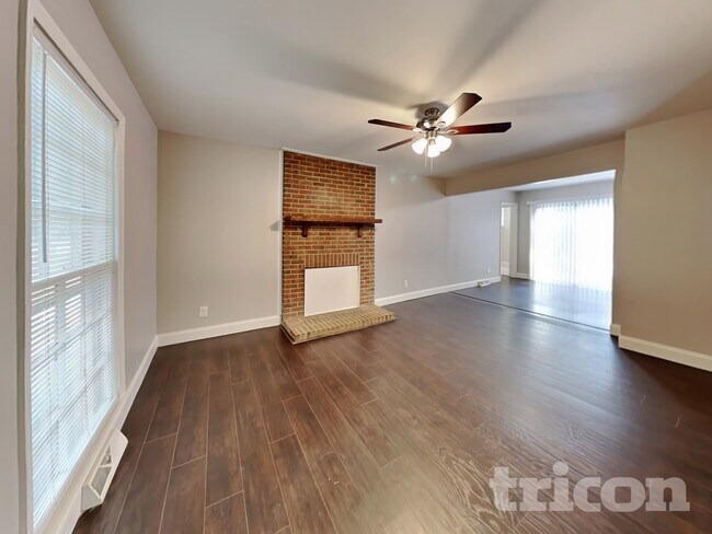 Building Photo - 14011 Phillips Rd