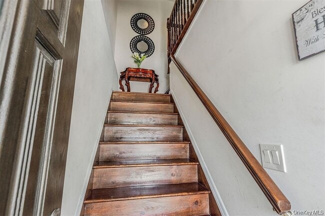 Foto del edificio - 228-20 Edgewood Ave