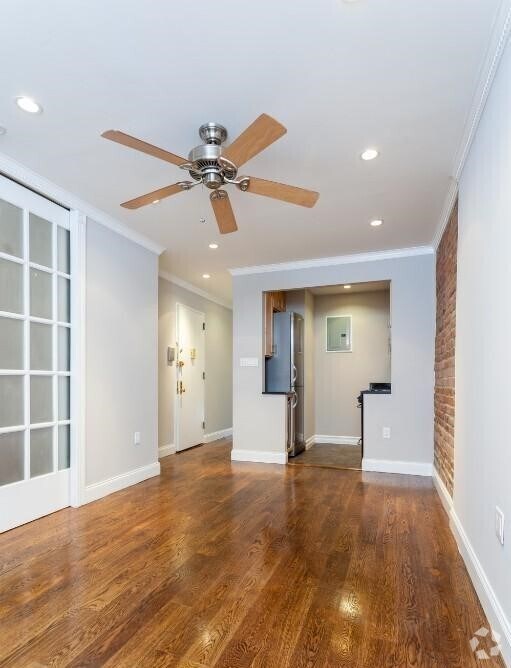 Building Photo - 153 Rivington St