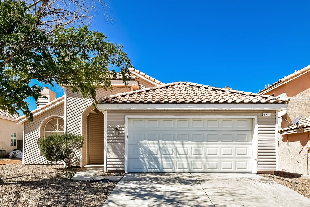 Foto principal - 2511 Cactus Hill Dr