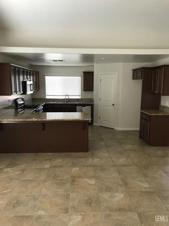 Building Photo - 10302 Fenwick Island Dr